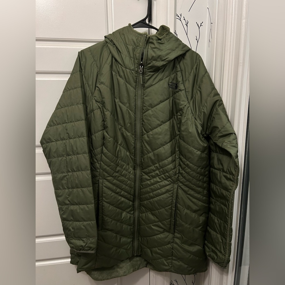 North face reversible jacket